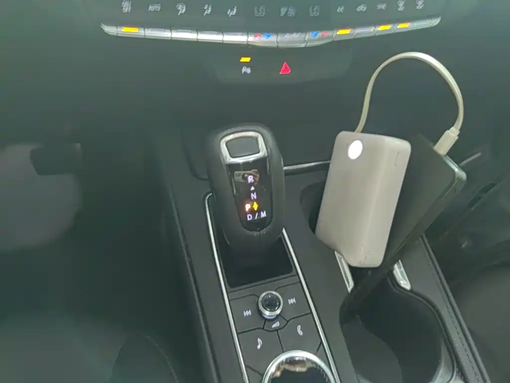 Cadillac XT4 — миниатюра 14