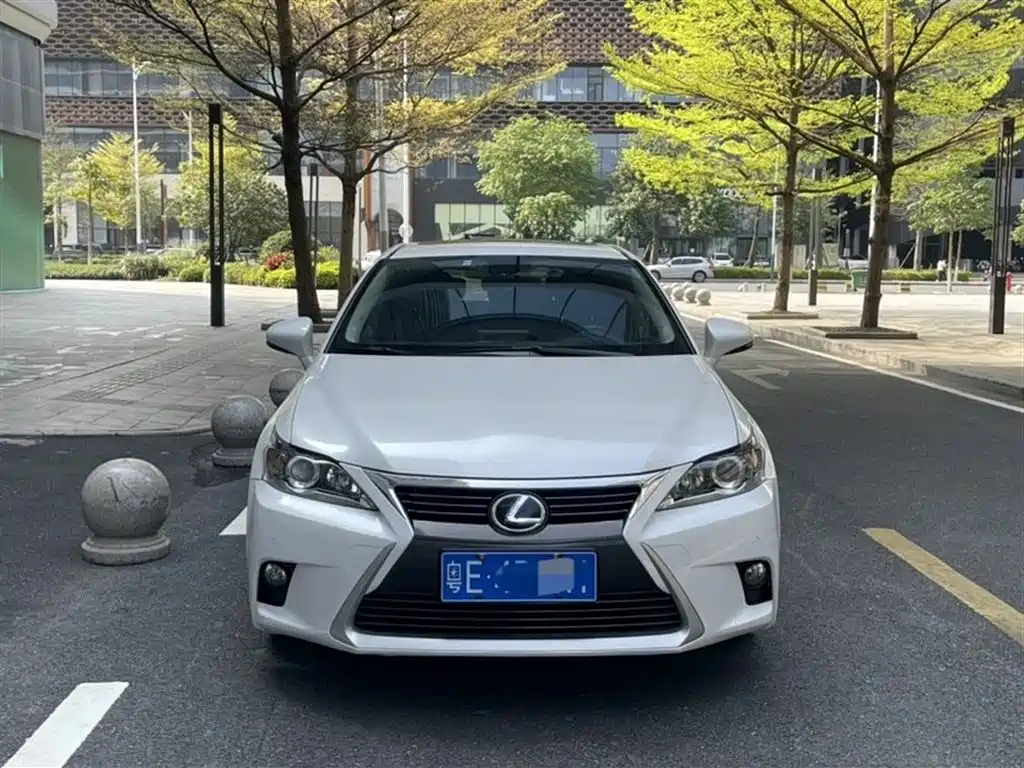 LEXUS CT