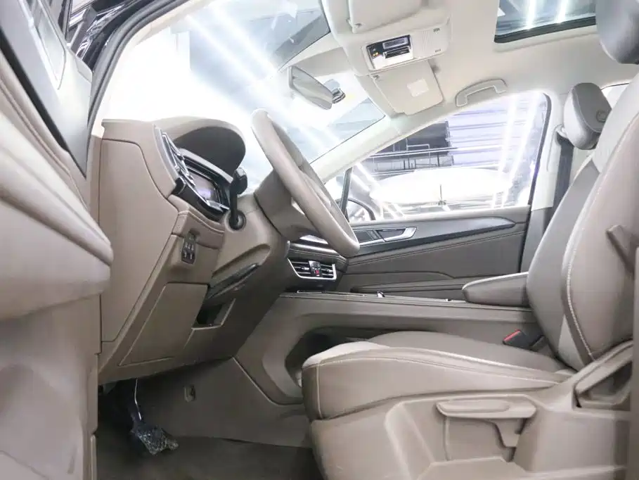 Volkswagen Viloran — миниатюра 12