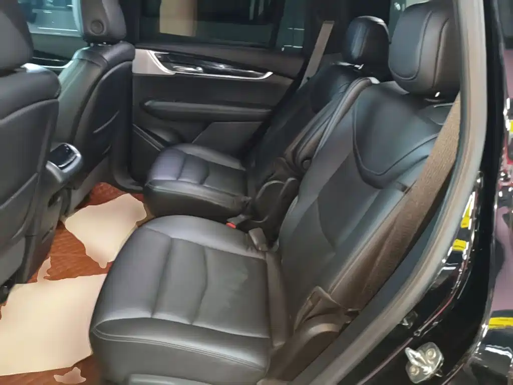 Cadillac XT6 — миниатюра 17