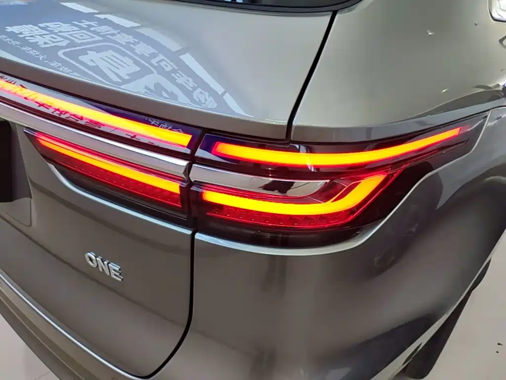 Li Auto Li ONE — миниатюра 8