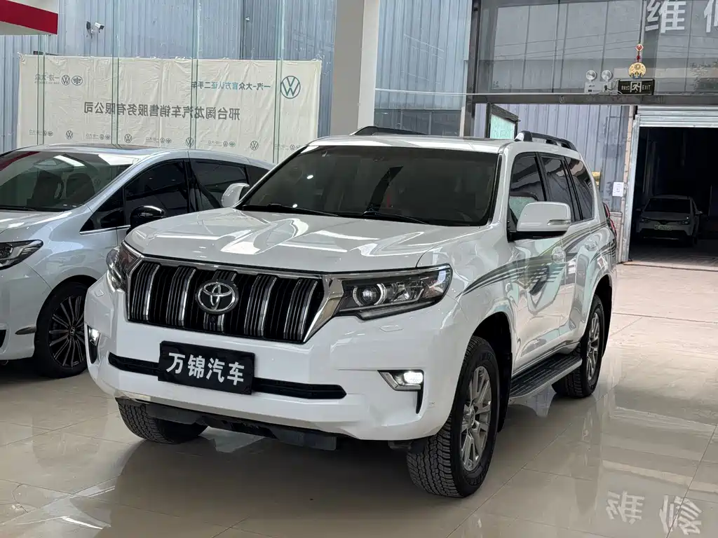 TOYOTA PRADO