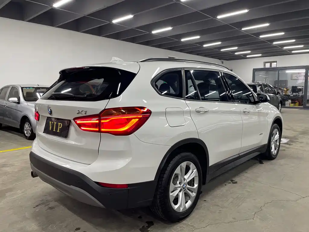 BMW X1 — миниатюра 4