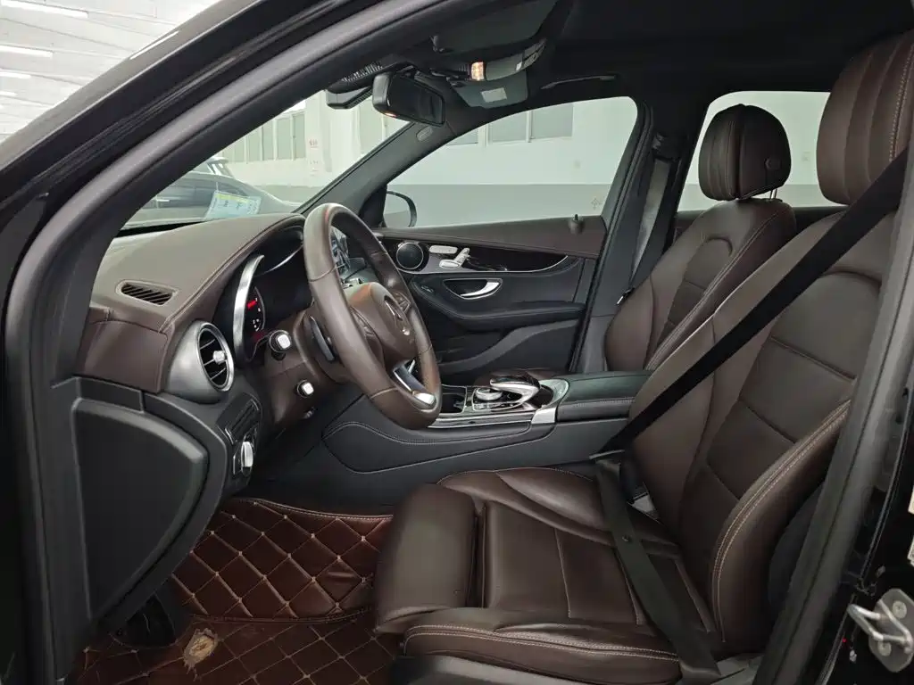 Mercedes-Benz GLC — миниатюра 16