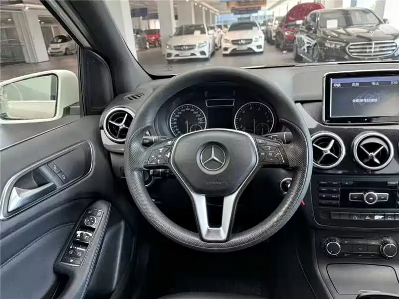 Mercedes-Benz B-Class — миниатюра 12