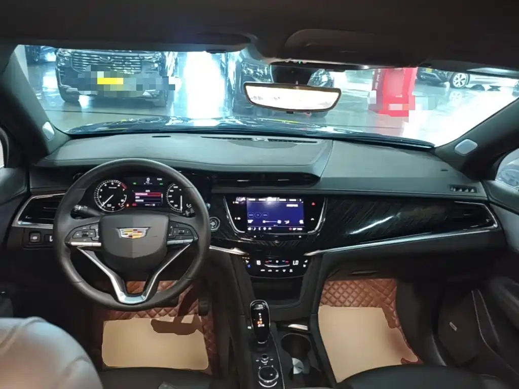 Cadillac XT6 — миниатюра 10