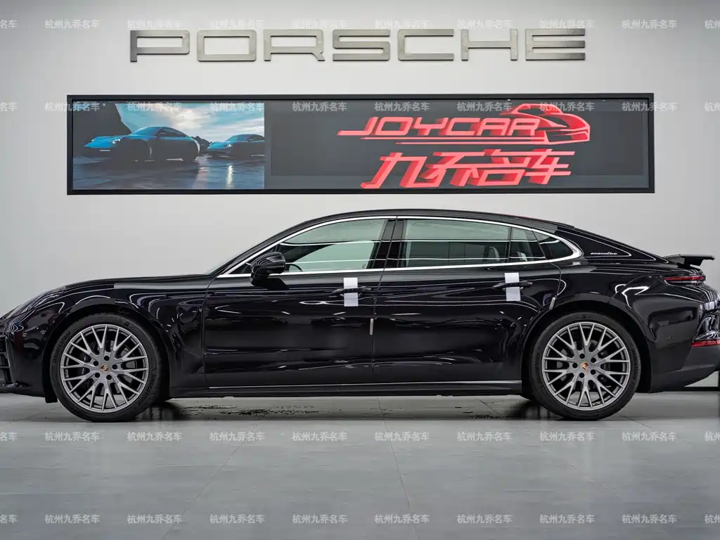 Porsche Panamera — миниатюра 8