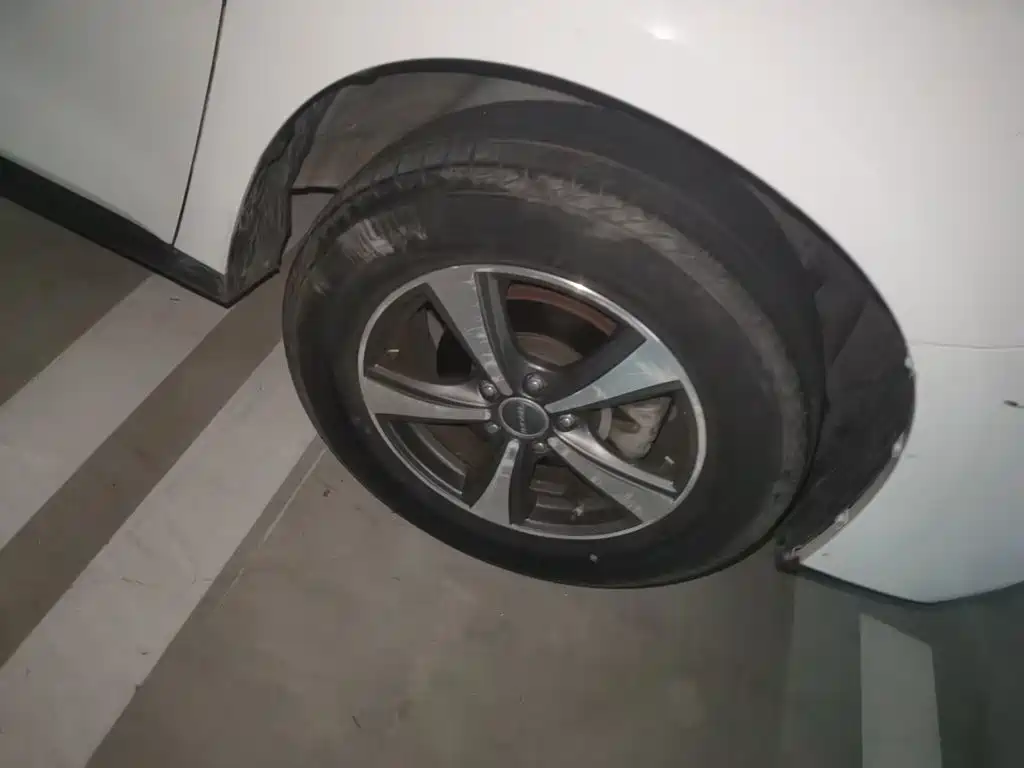 Haval M6 — миниатюра 8