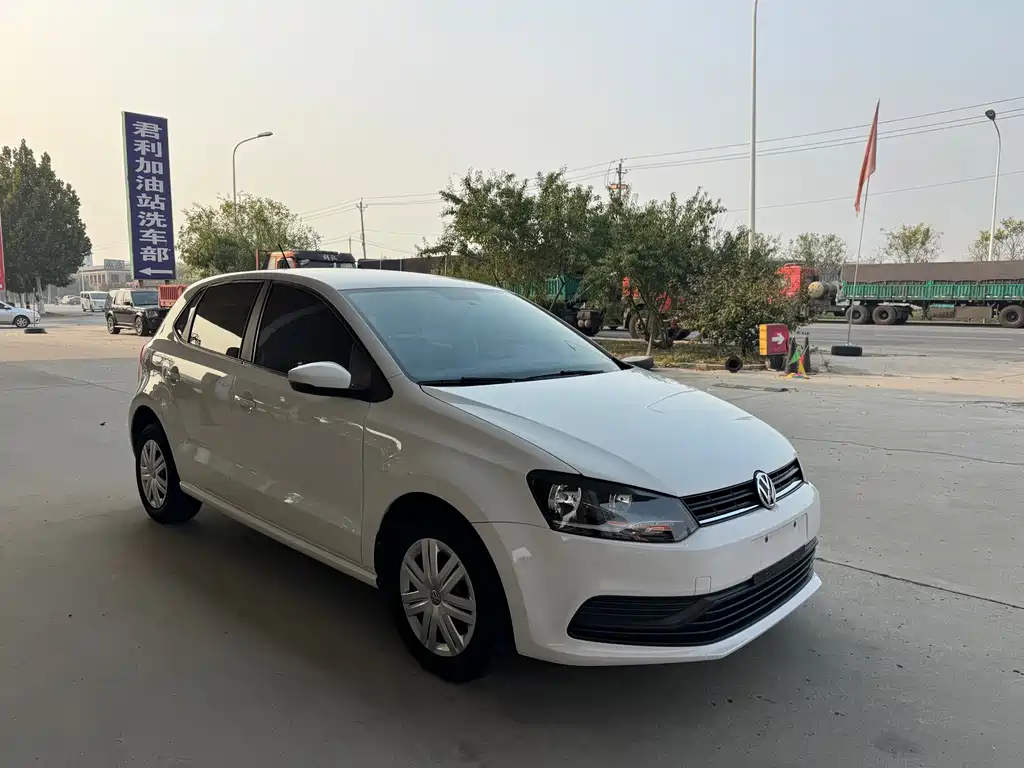 Volkswagen Polo — миниатюра 5