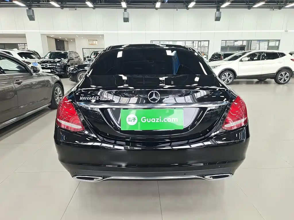 Mercedes-Benz C-Class — миниатюра 6