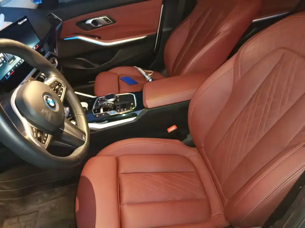 BMW i3 — миниатюра 8