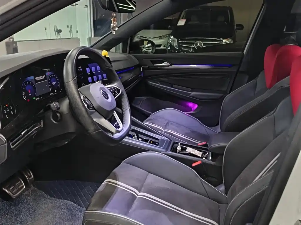 Volkswagen Golf — миниатюра 3