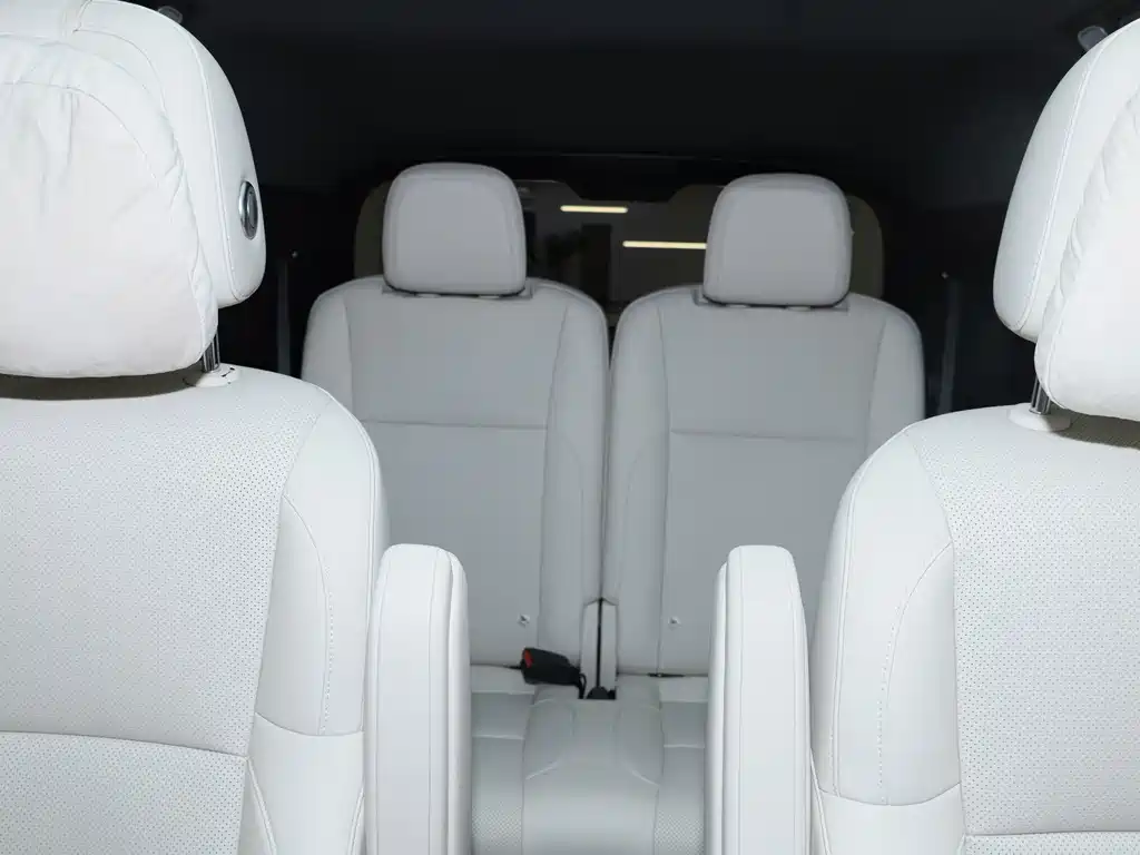 Li Auto Li L8 — миниатюра 12