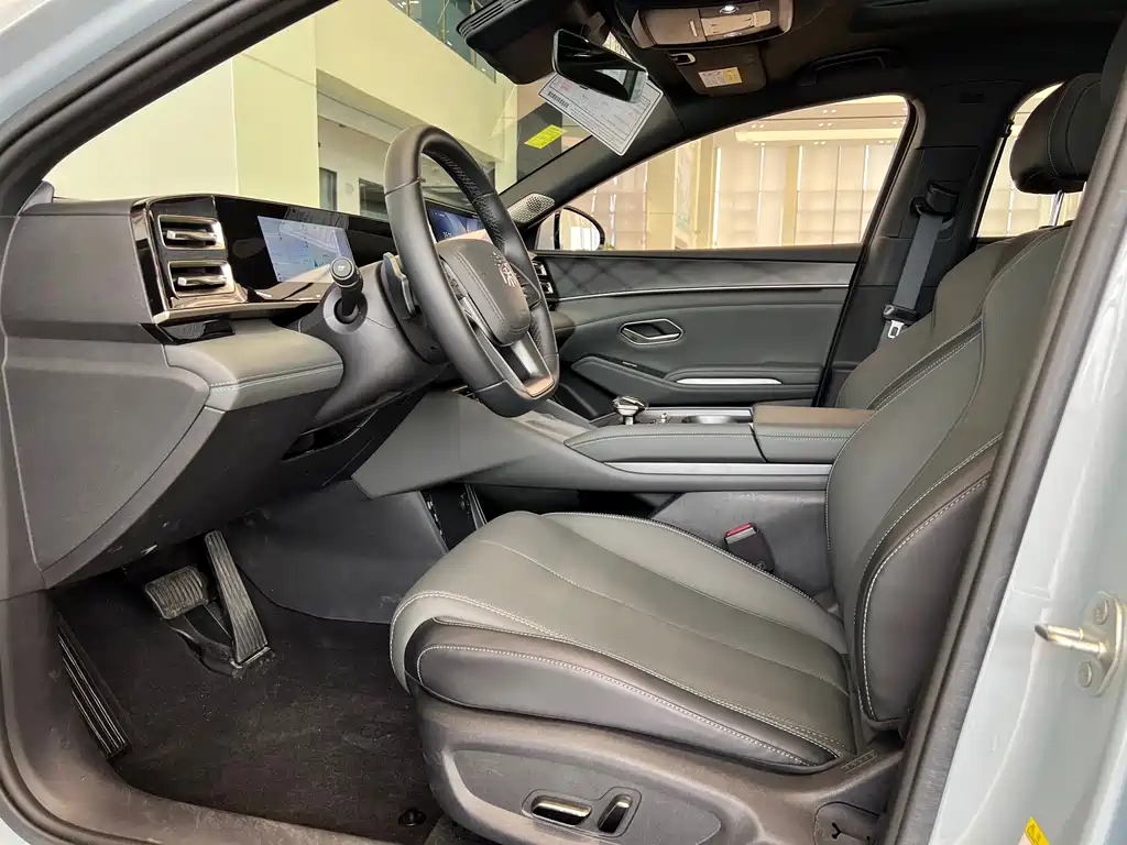 BYD Qin L — миниатюра 6
