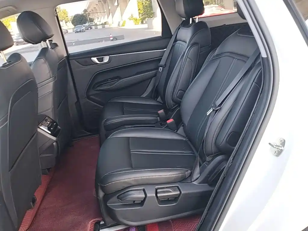 Wuling Victory — миниатюра 17
