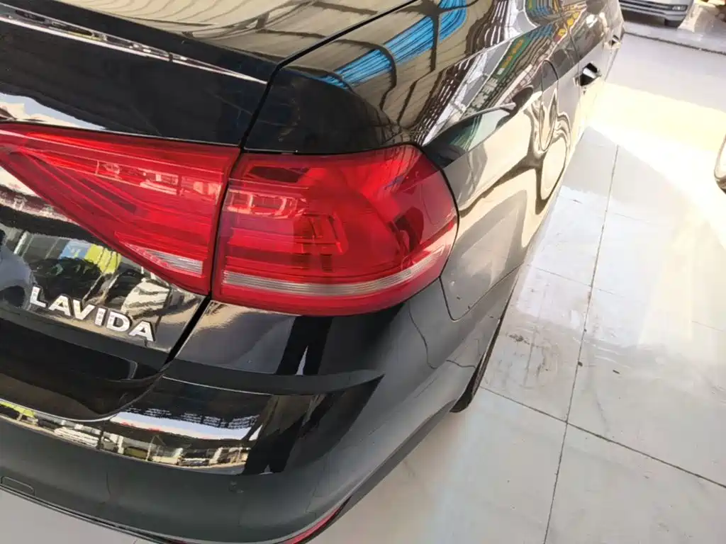 Volkswagen Lavida — миниатюра 8