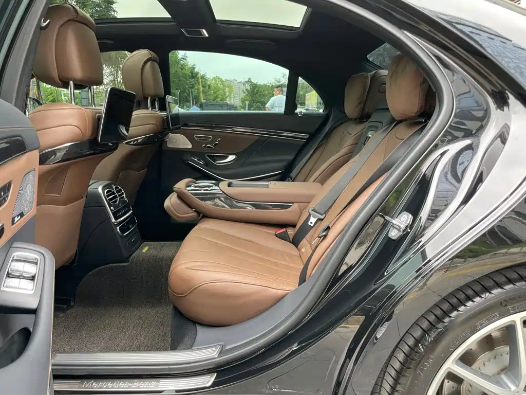 Mercedes-Benz S-Class — миниатюра 12