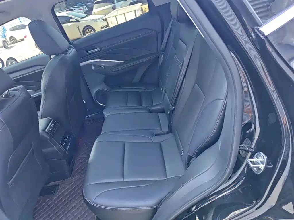 Wey Wey VV6 — миниатюра 17