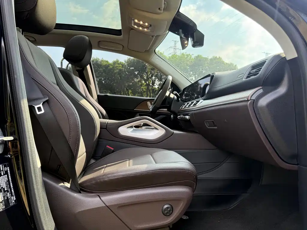 Mercedes-Benz GLE New Energy — миниатюра 17