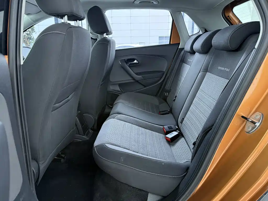 Volkswagen Polo — миниатюра 7