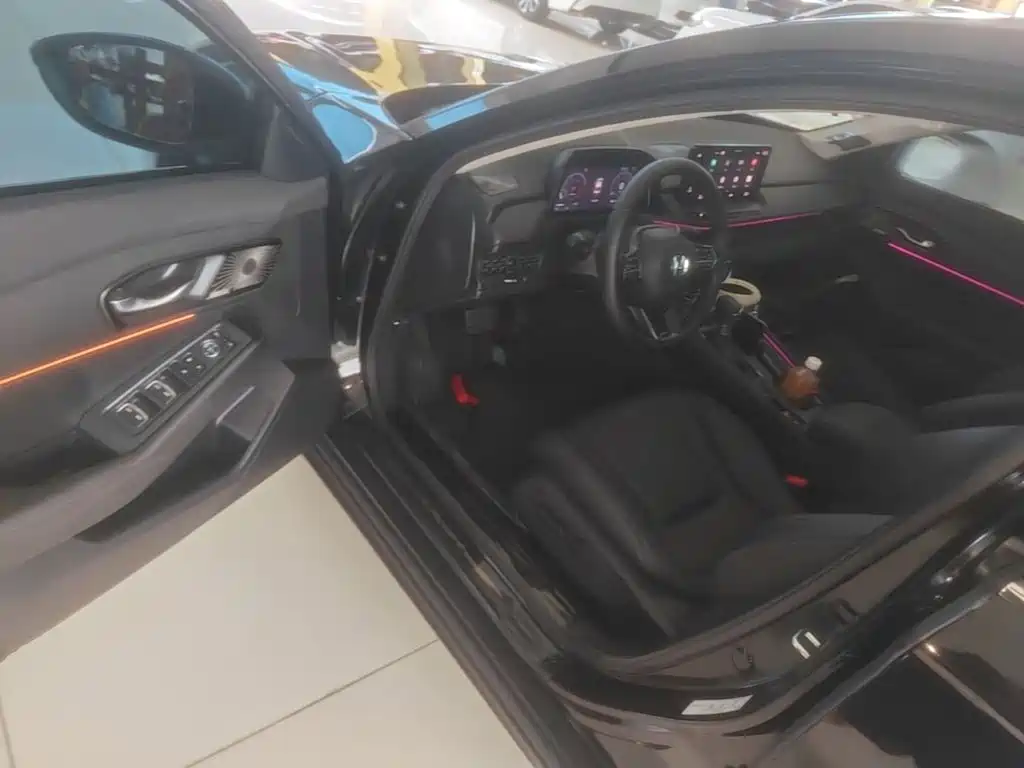 Honda Accord — миниатюра 16