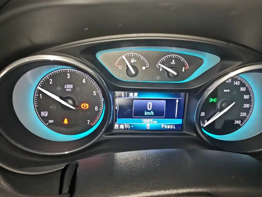 Buick Envision Plus — миниатюра 12