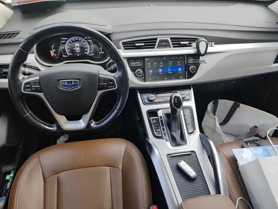 Geely Boyue — миниатюра 12