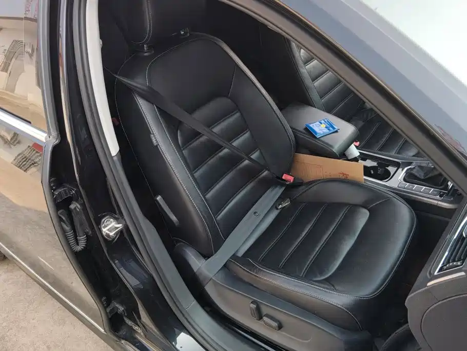 Volkswagen Passat — миниатюра 8