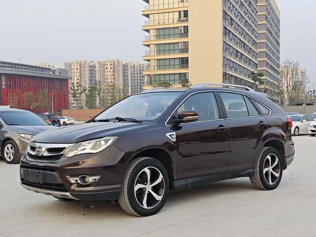 Byd S7 2015
