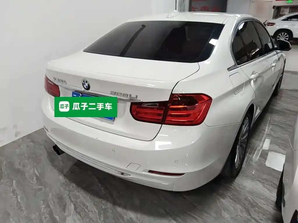 BMW 3 Series — миниатюра 7