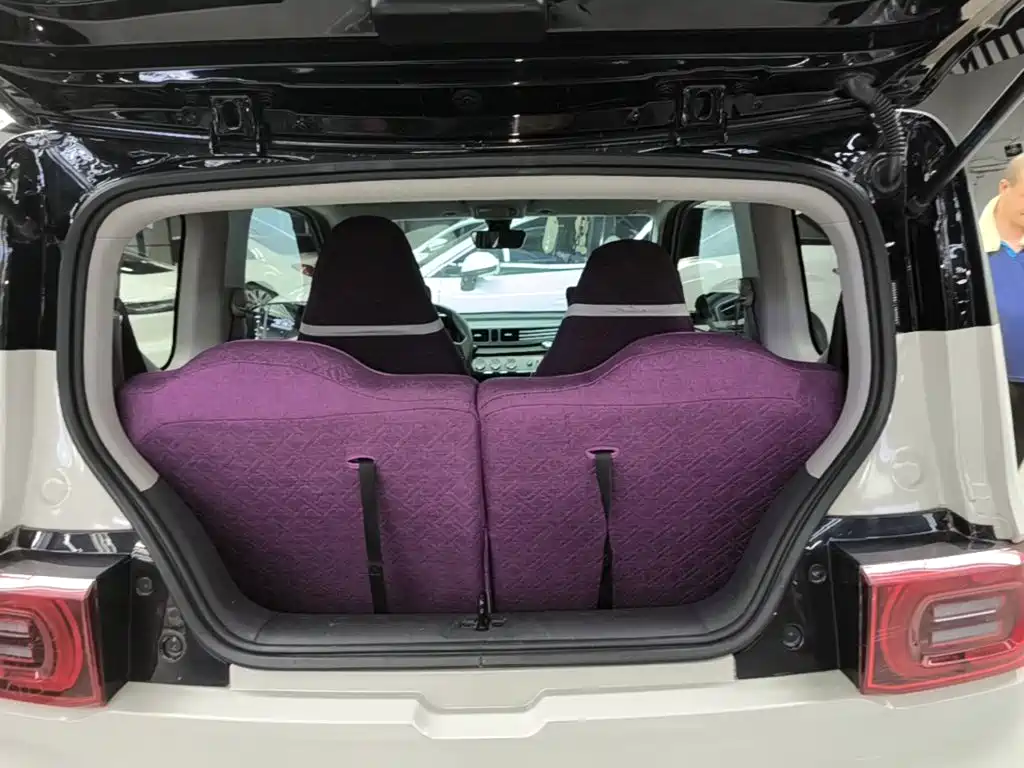 Wuling MINIEV — миниатюра 19