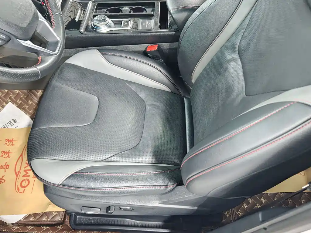 Ford Edge — миниатюра 13