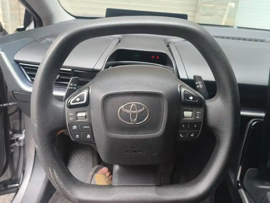 Toyota bZ3 — миниатюра 15