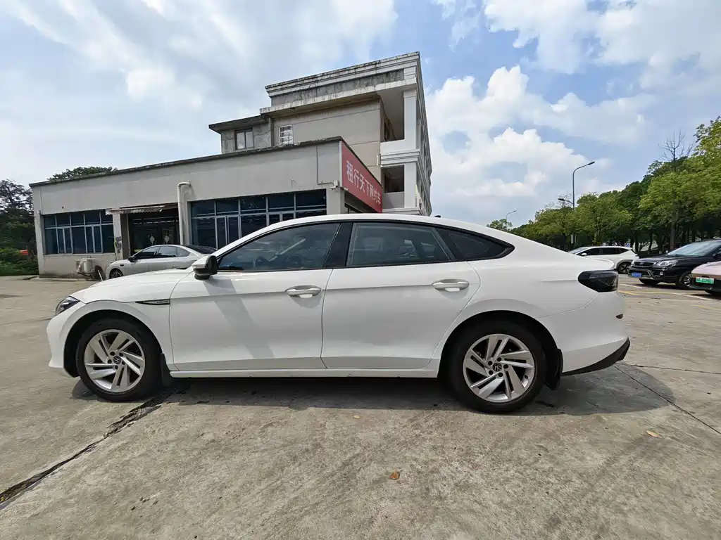 Volkswagen Lamando — миниатюра 4