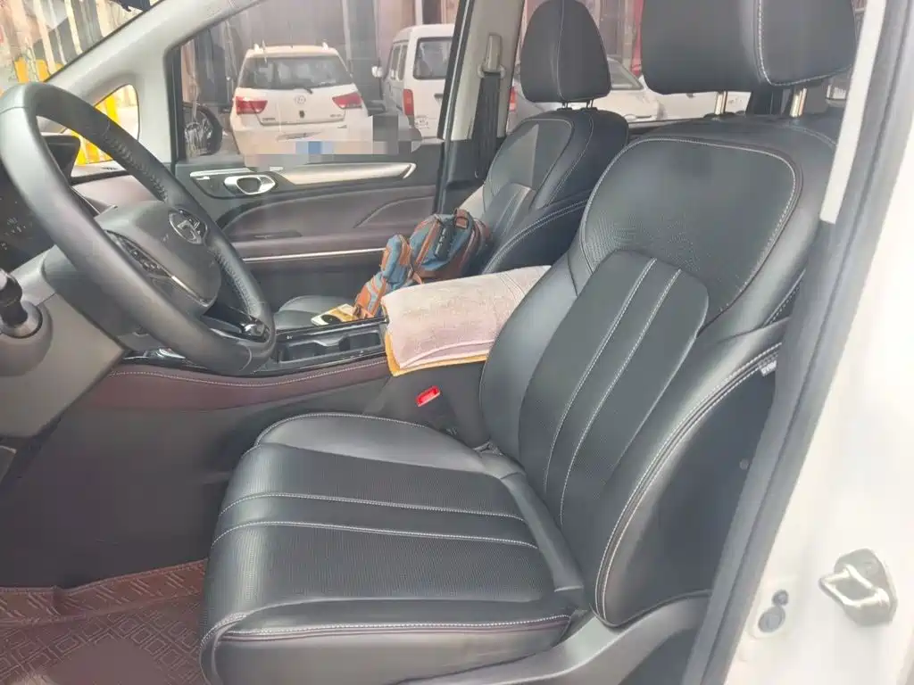 GAC Motor Trumpchi M6 — миниатюра 8