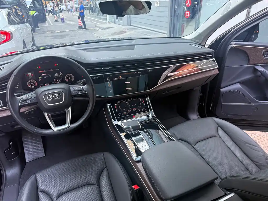 Audi Q7 — миниатюра 16
