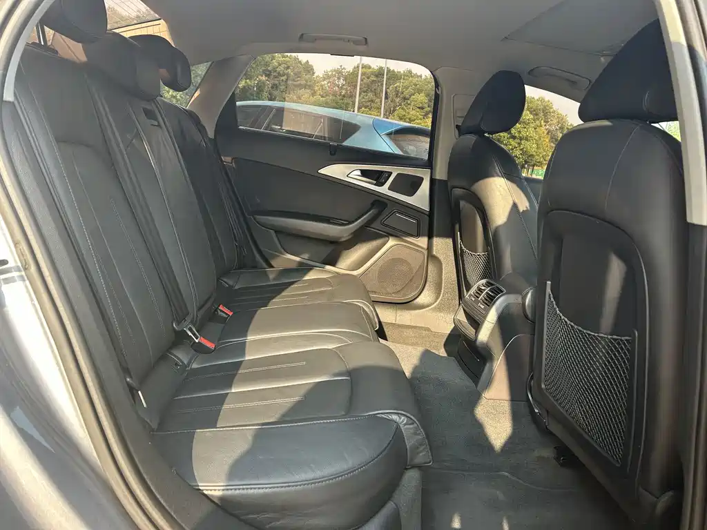Audi A6L — миниатюра 6