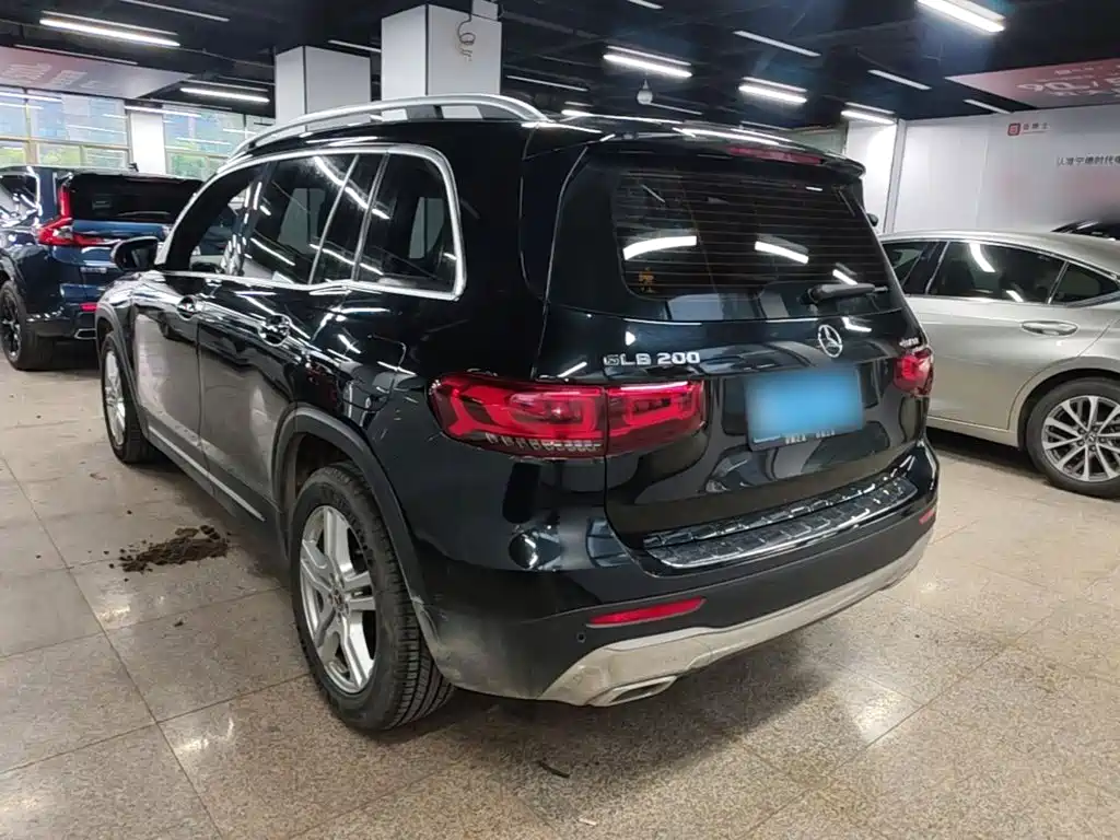 Mercedes-Benz GLB — миниатюра 5