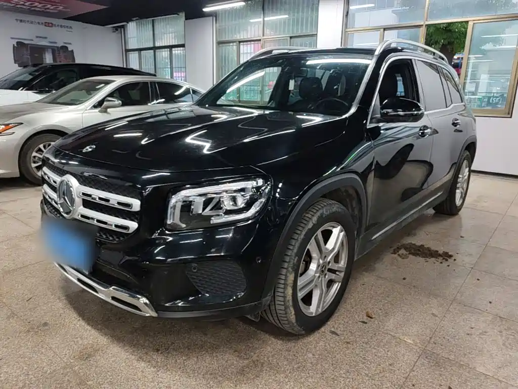 Mercedes-Benz GLB — миниатюра 2