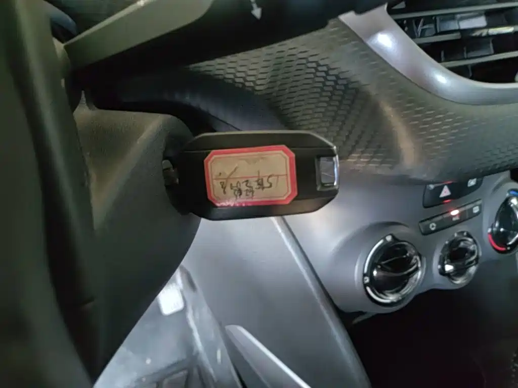 Peugeot 2008 — миниатюра 9