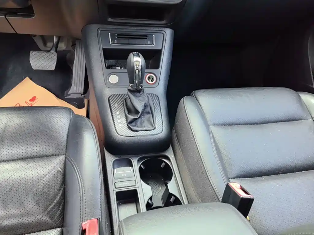 Volkswagen Tiguan — миниатюра 14