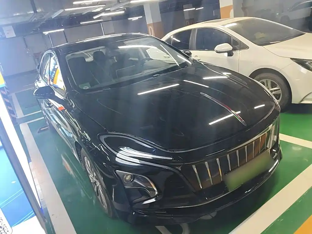 Hongqi Hongqi E-QM5 — миниатюра 4