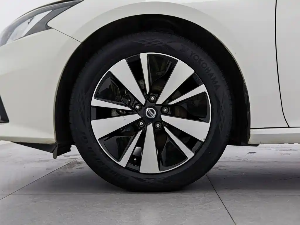 Nissan Teana — миниатюра 17