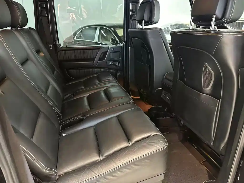 Mercedes-Benz G-Class — миниатюра 13