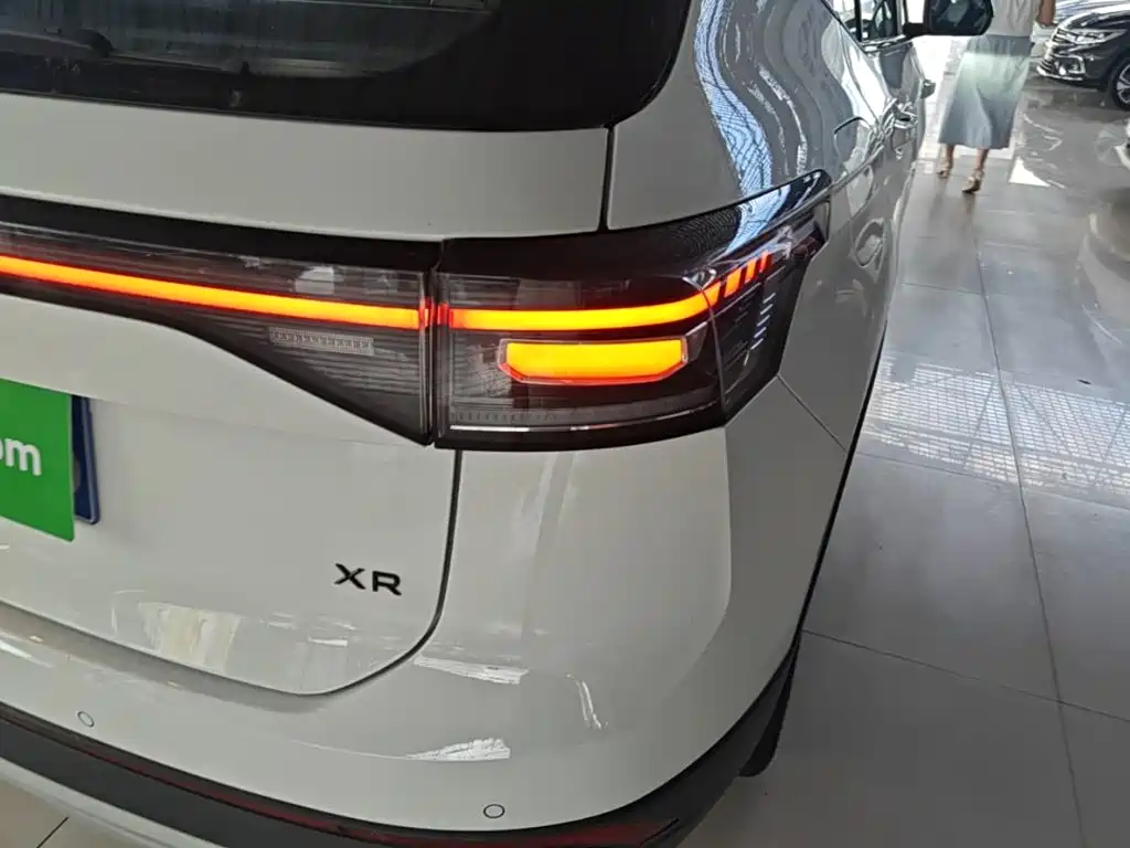 Volkswagen Tharu — миниатюра 8