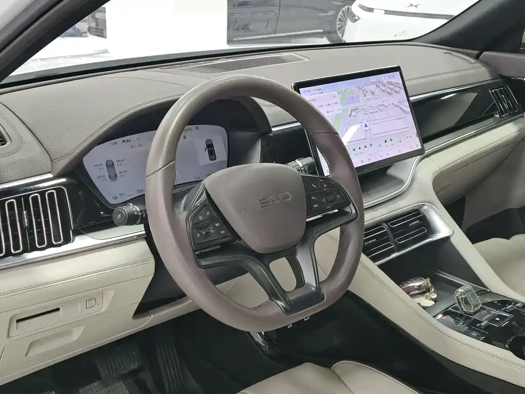 BYD Song Plus PLUS 2024 EV 520km Luxury
