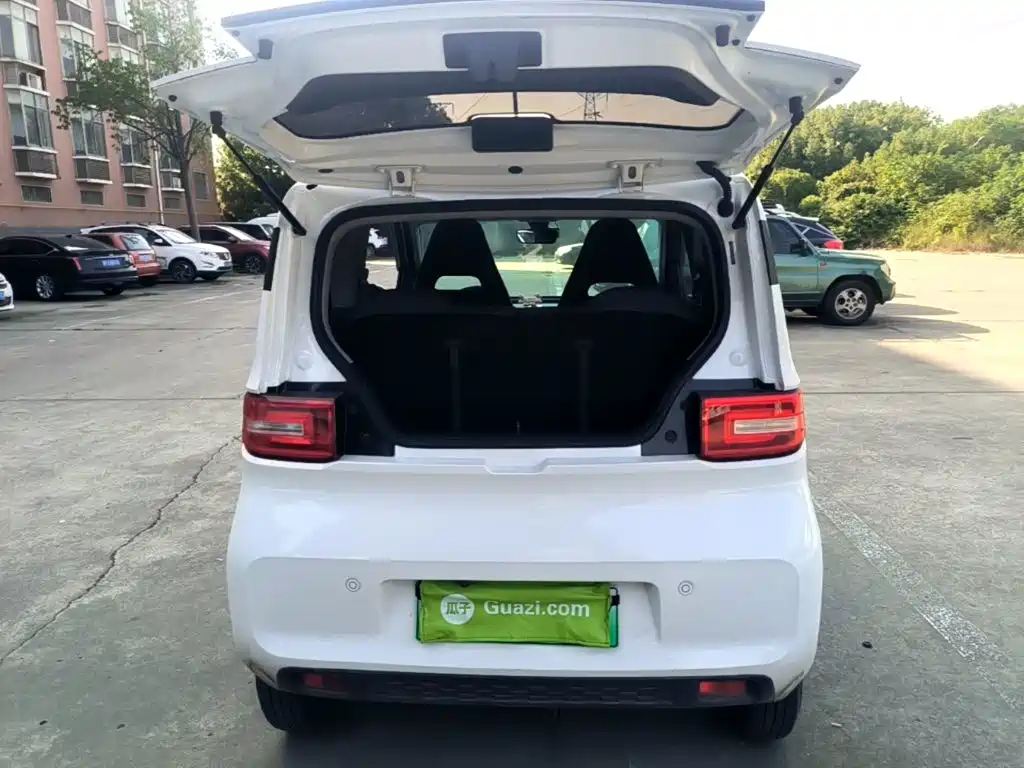 Wuling MINIEV — миниатюра 19
