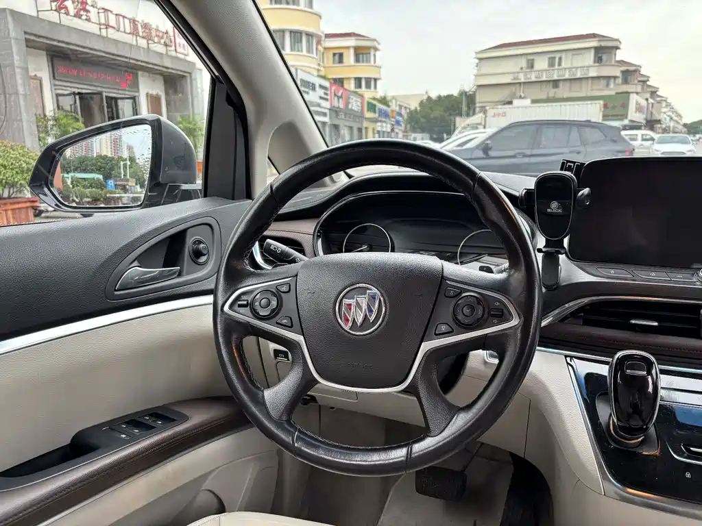 Buick GL8 — миниатюра 15
