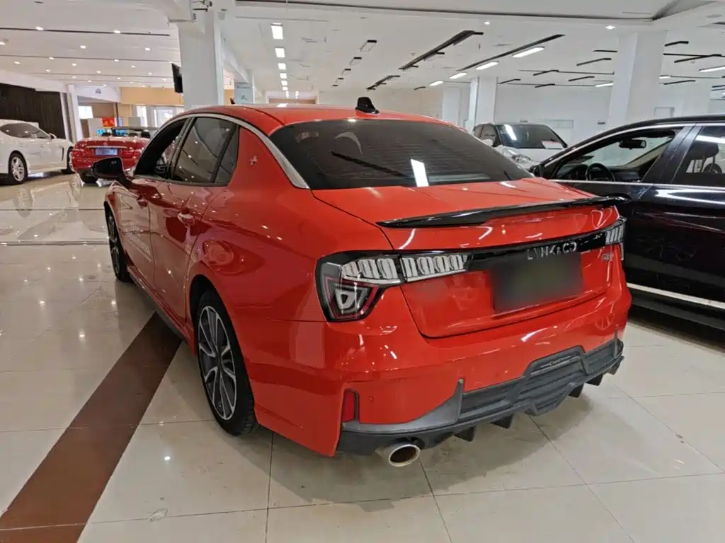Lynk & Co 03 — миниатюра 5