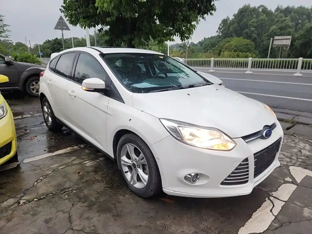 Ford Focus — миниатюра 4